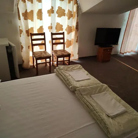 Zlatevi 3* 奥布佐尔